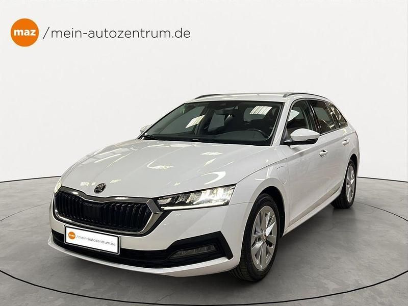 Gebraucht Skoda Octavia Ambition 150 PS (110 kW) 2022 Candyweiss Kombi