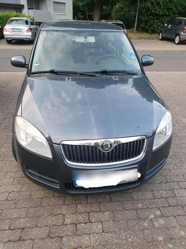 Grau Gebraucht 2007 Skoda Fabia Ambiente Kleinwagen | 1.499 € (Superpreis) - Bild 1/4