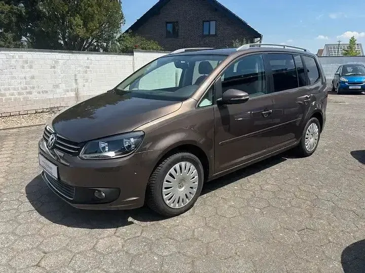 Gebraucht VW Touran 140 PS (102 kW) 2012 Braun Van / Kleinbus