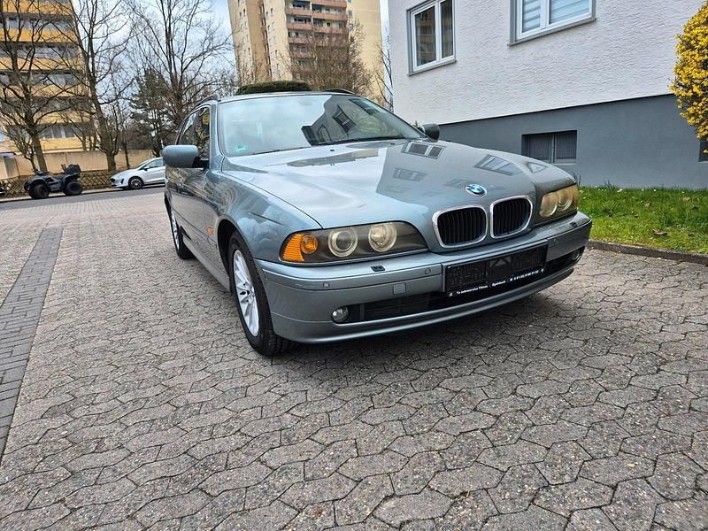 Gebraucht BMW 520 170 PS (125 kW) 2002 Grün Kombi