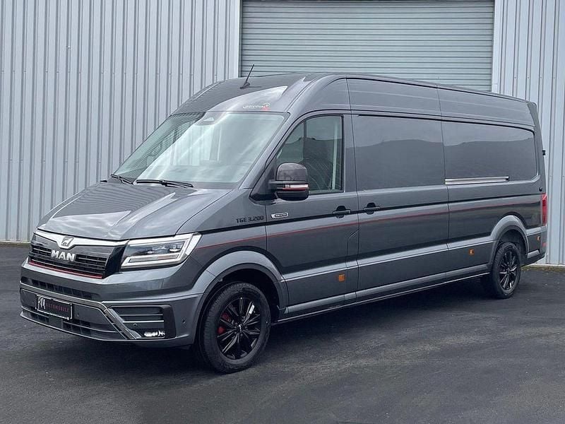 Neu MAN TGE 177 PS (130 kW) 2026 Grau Van