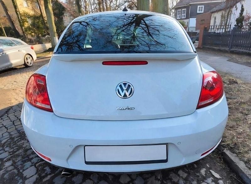 Gebraucht VW Beetle Cup 105 PS (77 kW) 2014 Weiß Kleinwagen