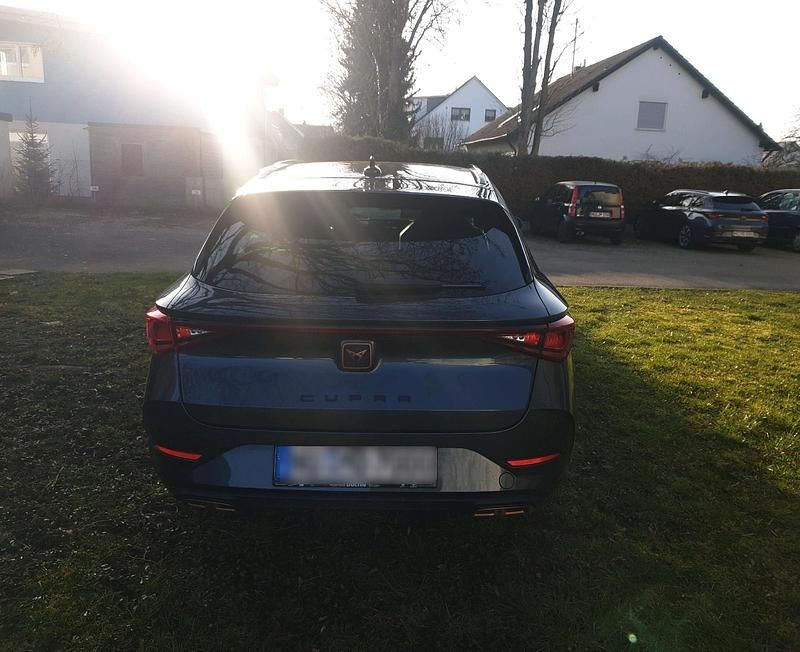 Gebraucht Cupra Leon 149 PS (109 kW) 2023 Andere farben Kombi