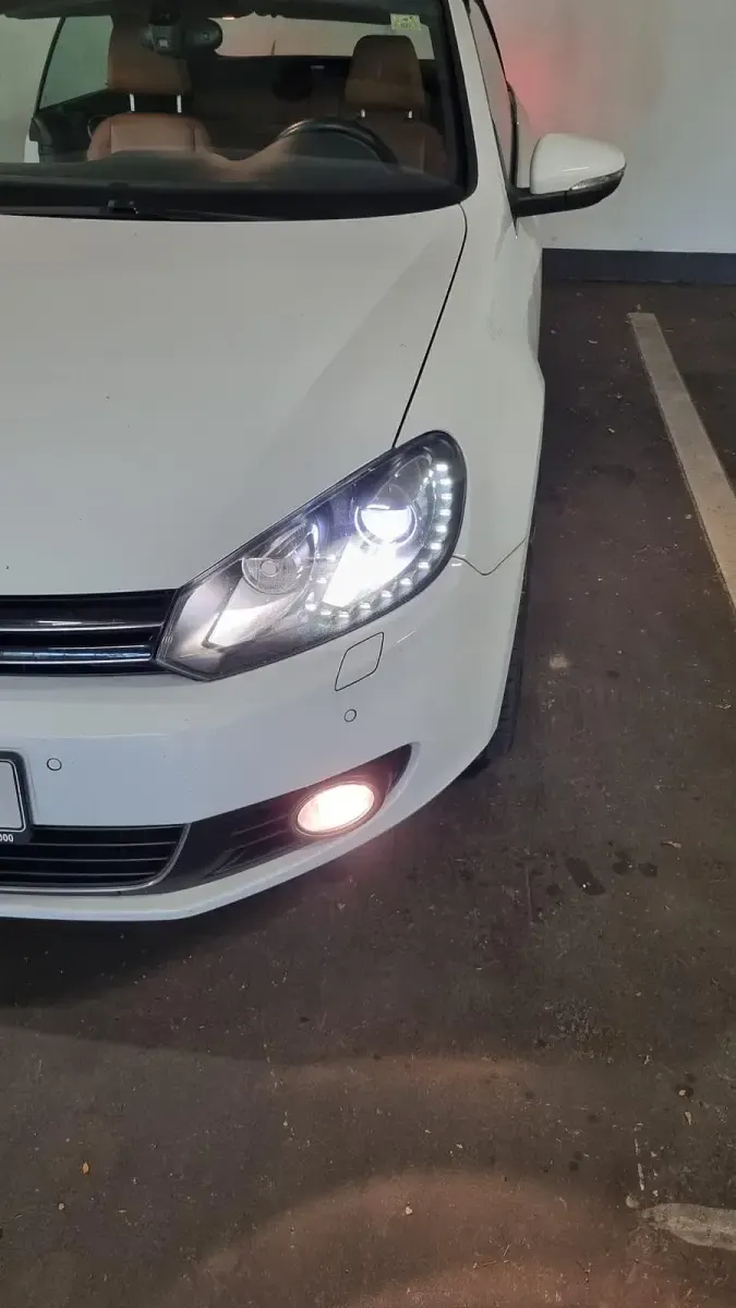 Gebraucht VW Golf 160 PS (117 kW) 2011 Weiß Cabrio