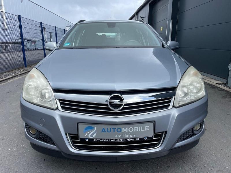 Gebraucht Opel Astra 90 PS (66 kW) 2007 Silber Kombi