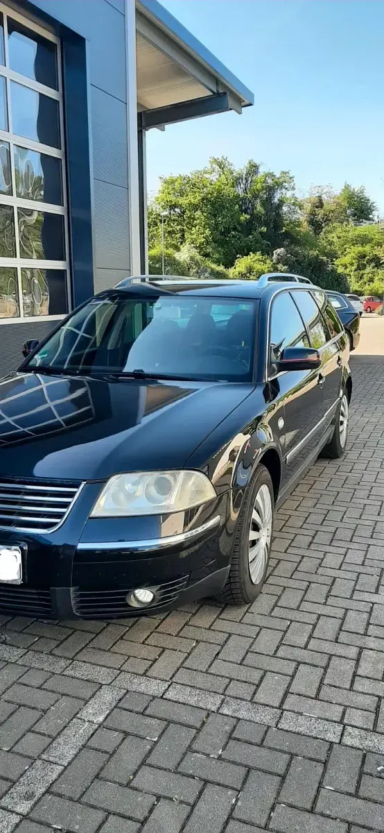 Gebraucht VW Passat 130 PS (95 kW) 2003 Schwarz Kombi