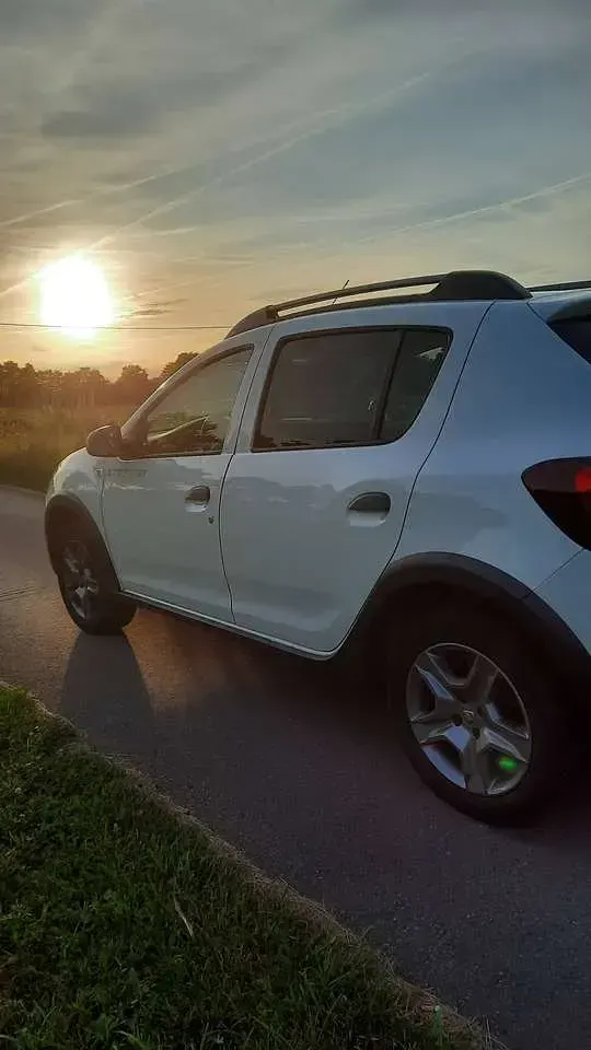 Gebraucht Dacia Sandero Stepway 90 PS (66 kW) 2020 Weiß Limousine