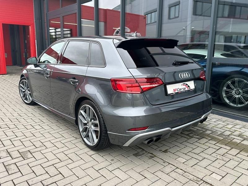 Gebraucht Audi S3 Sport 310 PS (228 kW) 2018 Grau Limousine