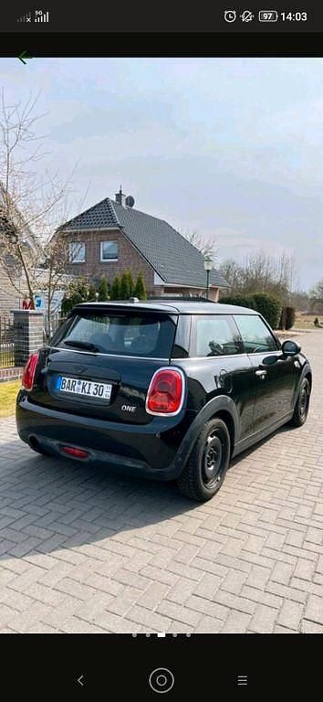 Gebraucht Mini ONE 75 PS (55 kW) 2014 Schwarz Kleinwagen