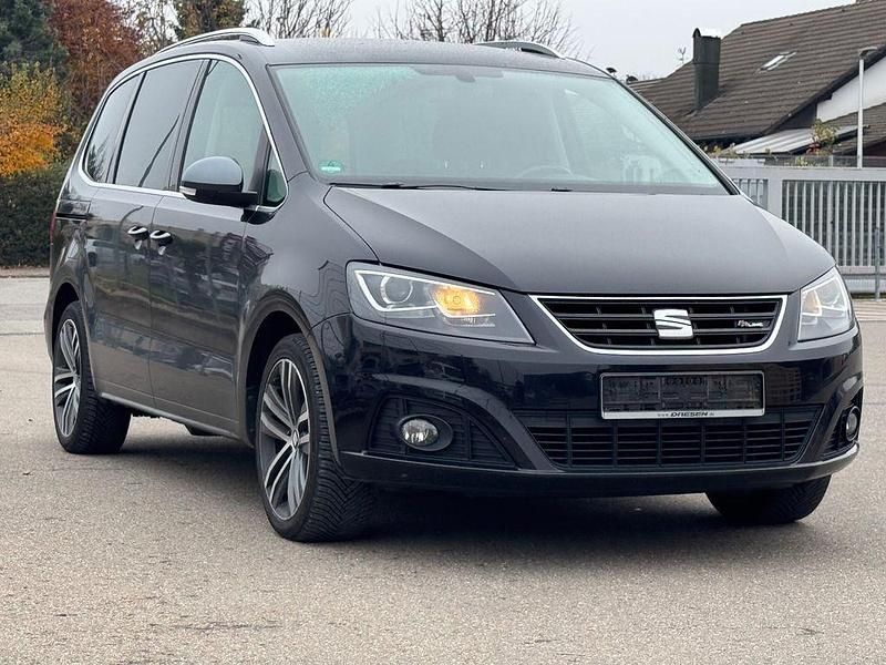 Schwarz Gebraucht 2019 Seat Alhambra FR-Line Van / Kleinbus | 19.800 € (Fairer Preis) - Bild 1/4