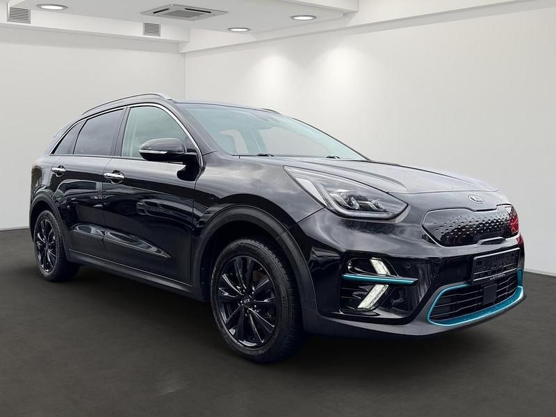 Gebraucht Kia e-Niro Spirit 150 kW (204 PS) 2021 Schwarz SUV
