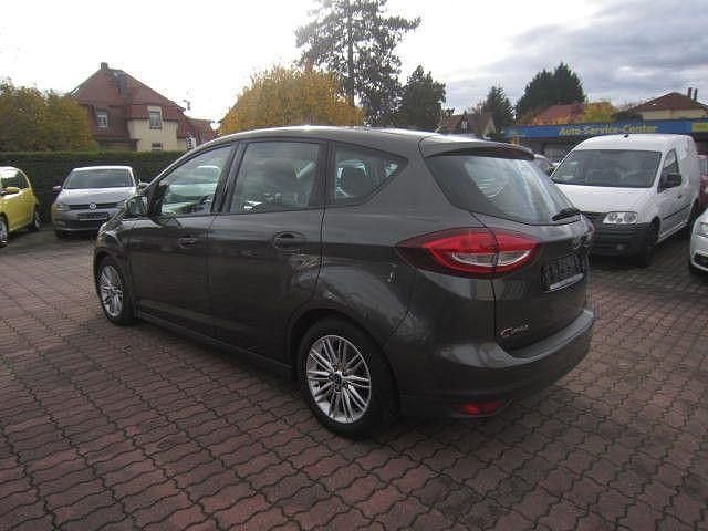 Second-hand Ford C-MAX Trend 125 CP (91 kW) 2017 Monovolum