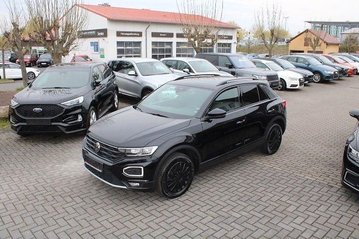 Gebraucht VW T-Roc Style 116 PS (85 kW) 2021 Deep black SUV