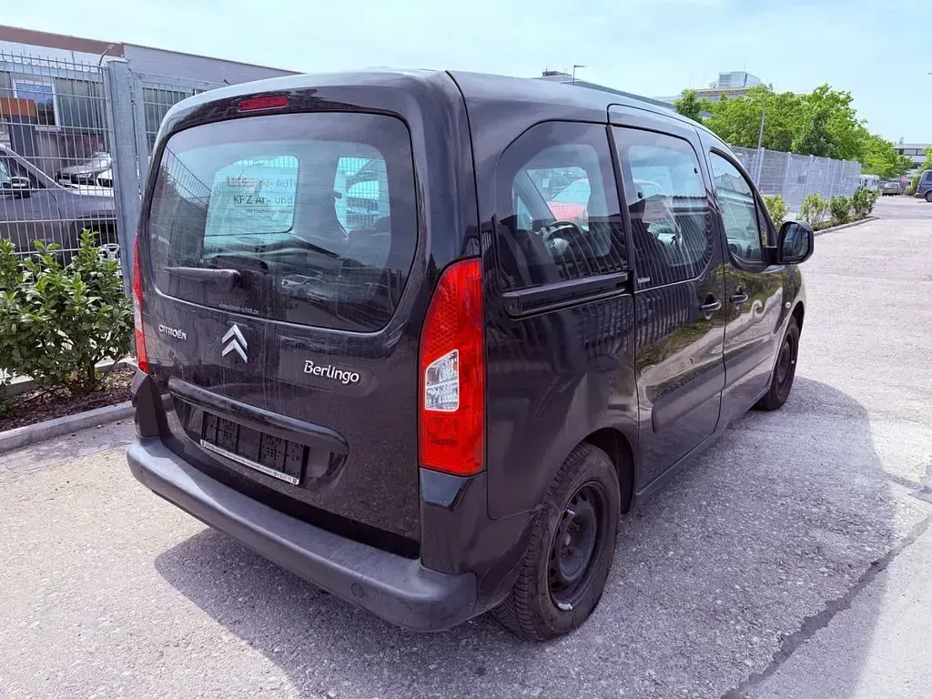 Gebraucht Citroën Berlingo 120 PS (88 kW) 2010 Schwarz Van / Kleinbus