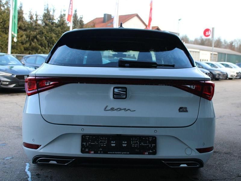 Gebraucht Seat Leon FR 204 PS (150 kW) 2021 Weiß (nevada weiß) schwarz (alcantara) Kombi