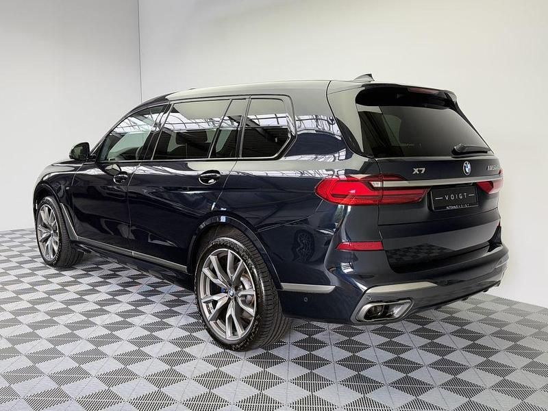 Gebraucht BMW X7 Performance 400 PS (294 kW) 2019 Carbonschwarz metallic SUV
