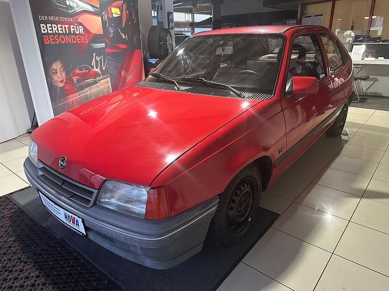 Gebraucht Opel Kadett 75 PS (55 kW) 1990 Rot Limousine
