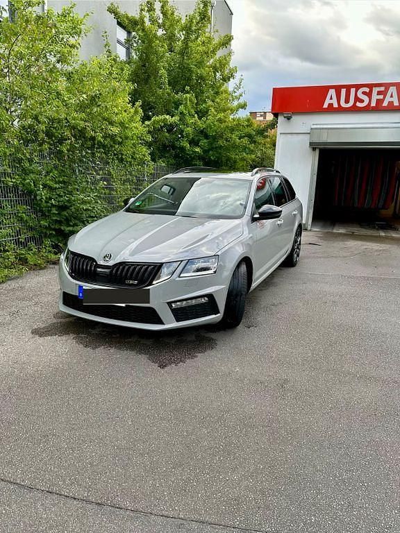 Gebraucht Skoda Octavia RS 245 PS (180 kW) 2020 Grau Kombi