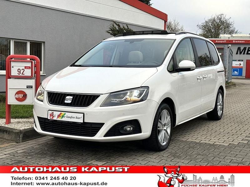 Weiß Gebraucht 2012 Seat Alhambra Van / Kleinbus | 10.990 € (Teuer) - Bild 1/3