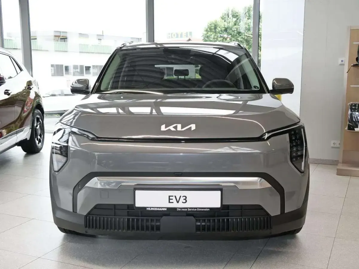 Neu Kia EV3 Earth 150 kW (204 PS) 2026 Grau SUV