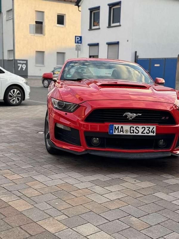 Rot Gebraucht 2015 Ford Mustang Coupé | 16.000 € (Superpreis) - Bild 1/4