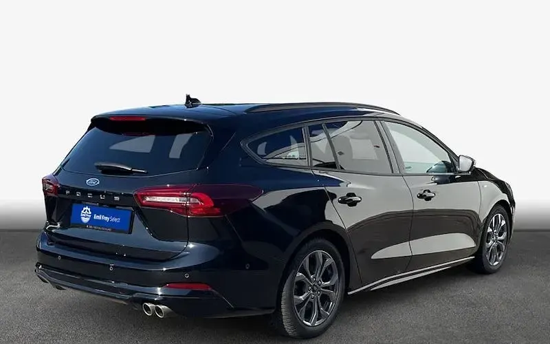 Gebraucht Ford Focus ST-Line X 155 PS (114 kW) 2025 Schwarz Kombi