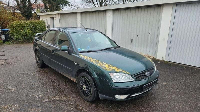 Grün Gebraucht 2005 Ford Mondeo Ambiente Limousine | 1.221 € (Superpreis) - Bild 1/4