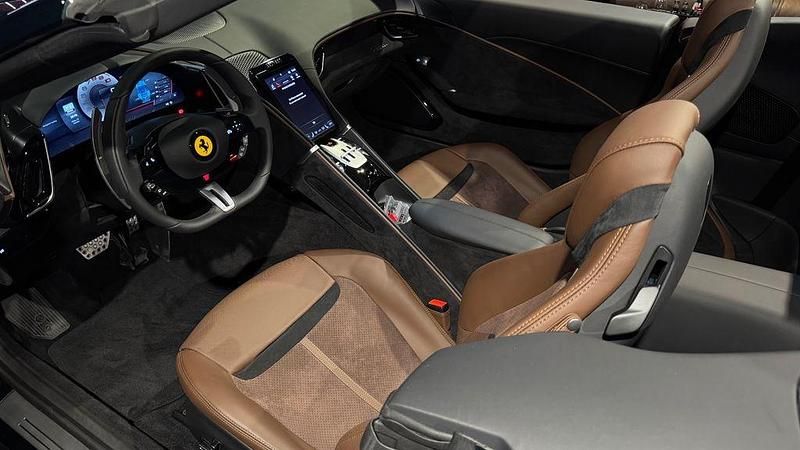 Neu Ferrari Roma 620 PS (456 kW) 2025 Verde zeltweg 610 Coupé