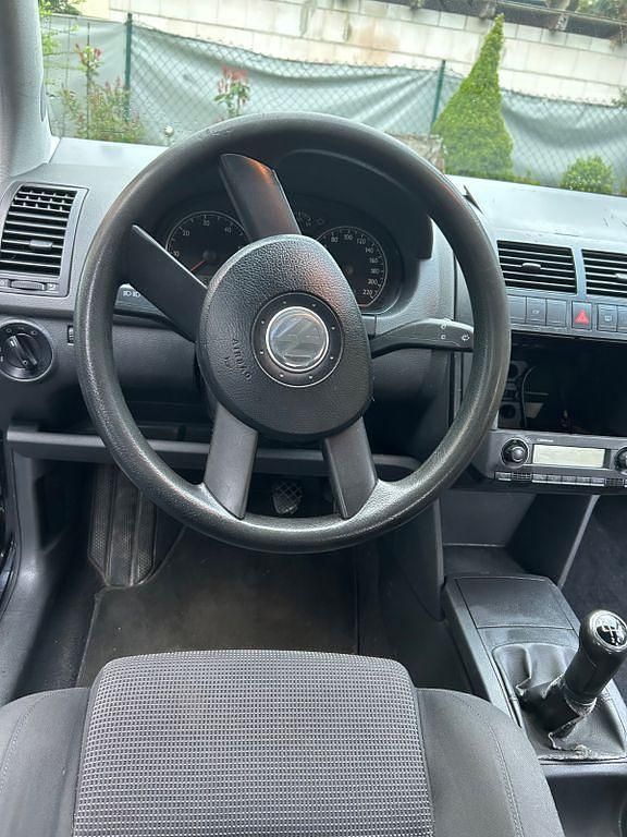 Brugt VW Polo Basis 75 HK (55 kW) 2003 Sort Sedan