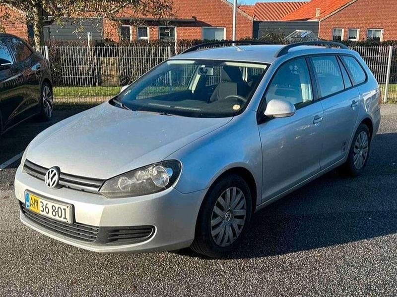 Silber Gebraucht 2010 VW Golf Plus Trendline Van / Kleinbus | 1.800 € (Teuer) - Bild 1/4