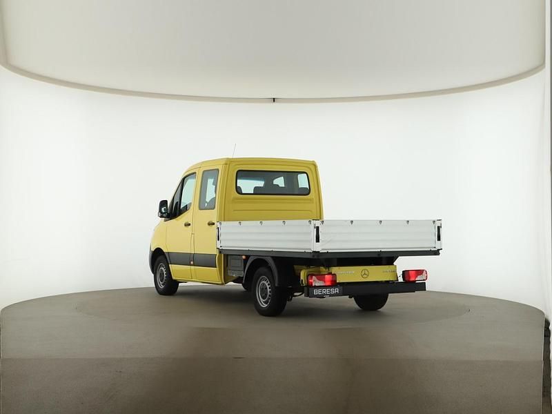 Używany Mercedes Sprinter 150 KM (110 kW) 2021 Żółty Van