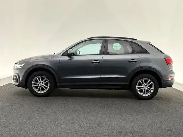 Gebraucht Audi Q3 Comfort 120 PS (88 kW) 2018 Grau SUV