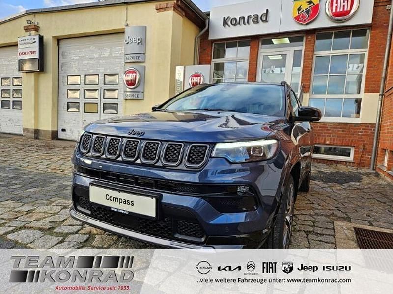 Gebraucht Jeep Compass Summit 131 PS (96 kW) 2024 Blau SUV