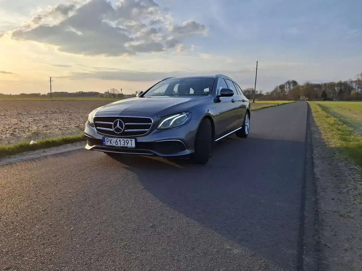 Usado Mercedes E220 Edition 194 CV (142 kW) 2019 Familiar