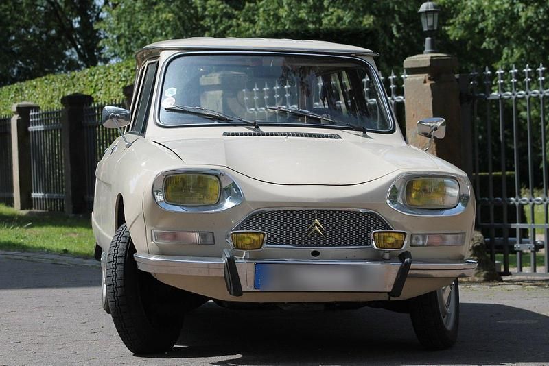 Beige Gebraucht 1974 Citroën Ami 8 Kombi | 12.500 € - Bild 1/4