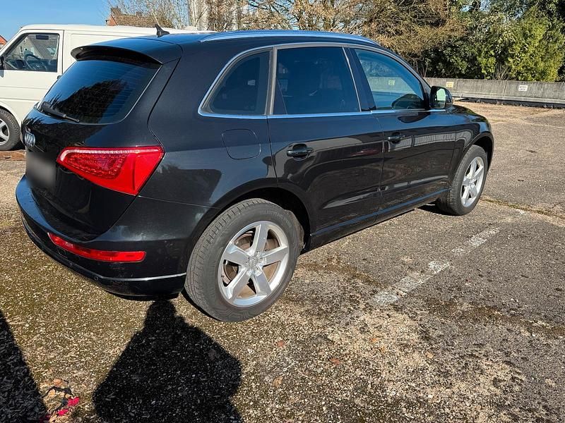 Gebraucht Audi Q5 170 PS (125 kW) 2010 Schwarz SUV