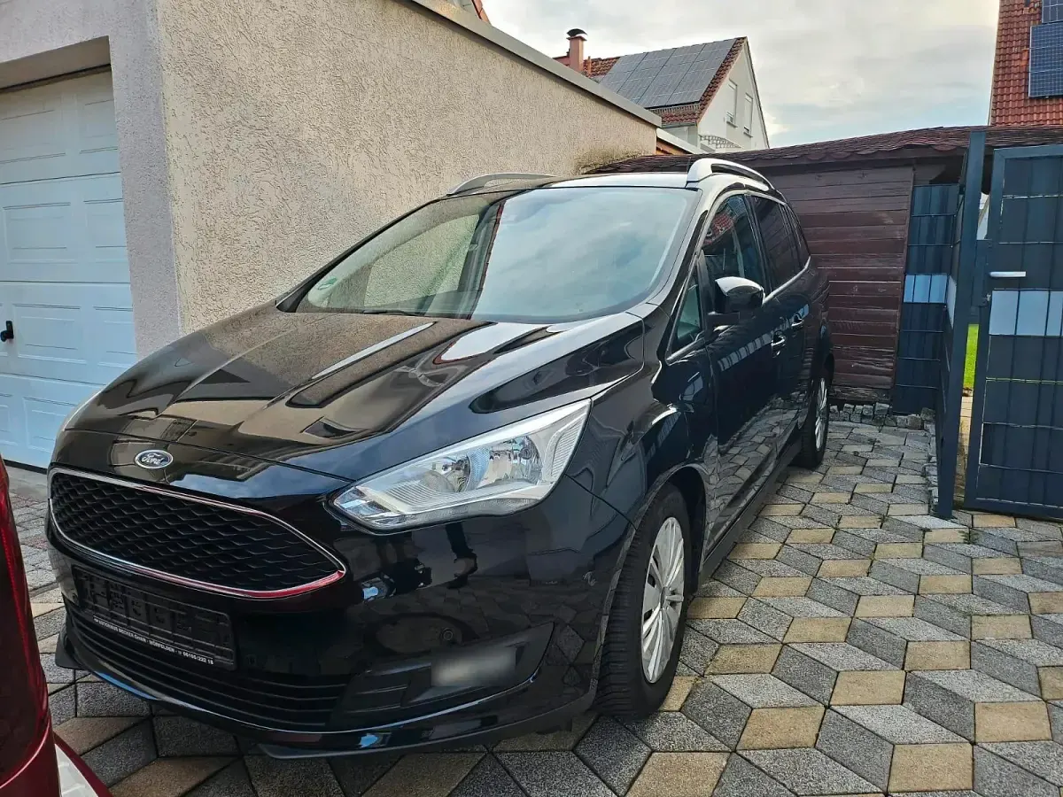 Gebraucht Ford Grand C-Max 125 PS (91 kW) 2018 Schwarz Van / Kleinbus