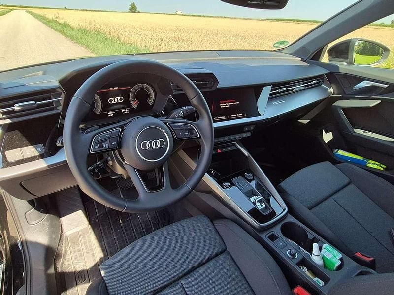 Gebraucht Audi A3 Advanced 150 PS (110 kW) 2024 Schwarz Kombi
