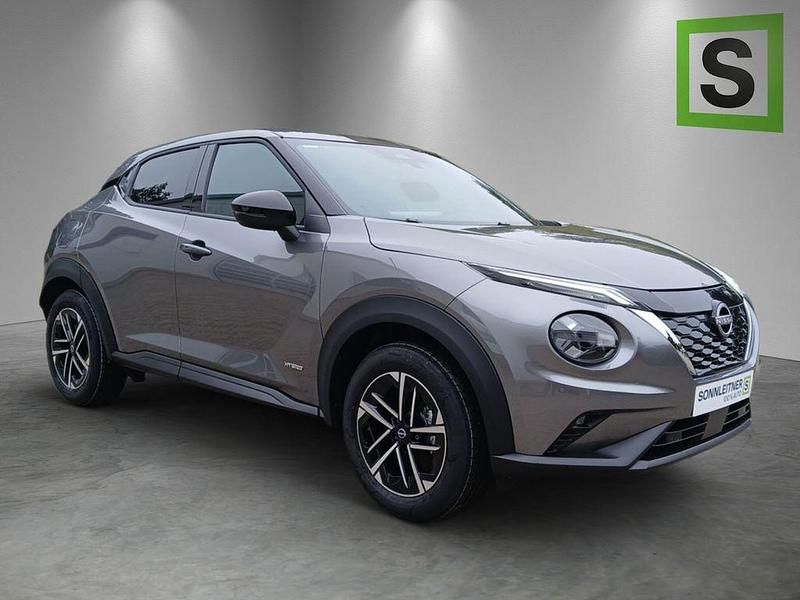 Neu Nissan Juke N-Connecta 143 PS (105 kW) 2025 Grau SUV