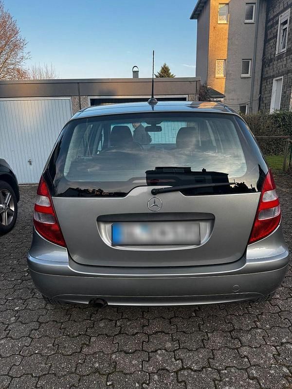 Gebraucht Mercedes A150 Classic 95 PS (69 kW) 2007 Grau Kleinwagen