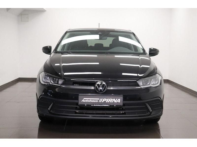 Second-hand VW Polo Move 95 CP (69 kW) 2024 Negru Hatchback