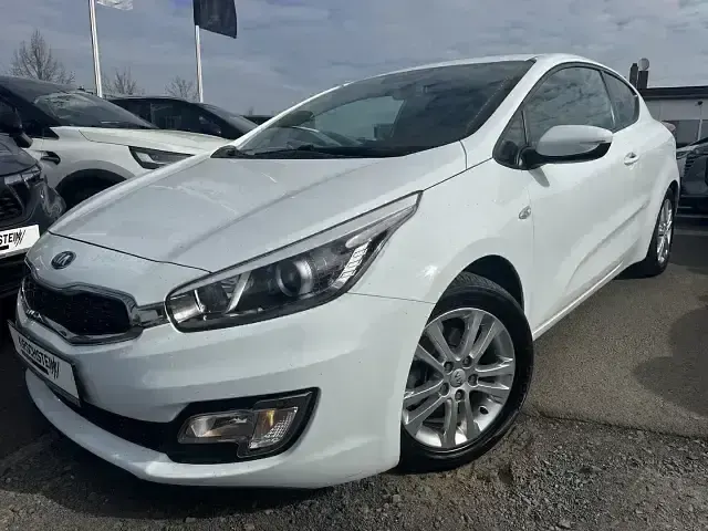 Używany Kia ProCeed Edition 7 135 KM (99 kW) 2014 Biały Hatchback