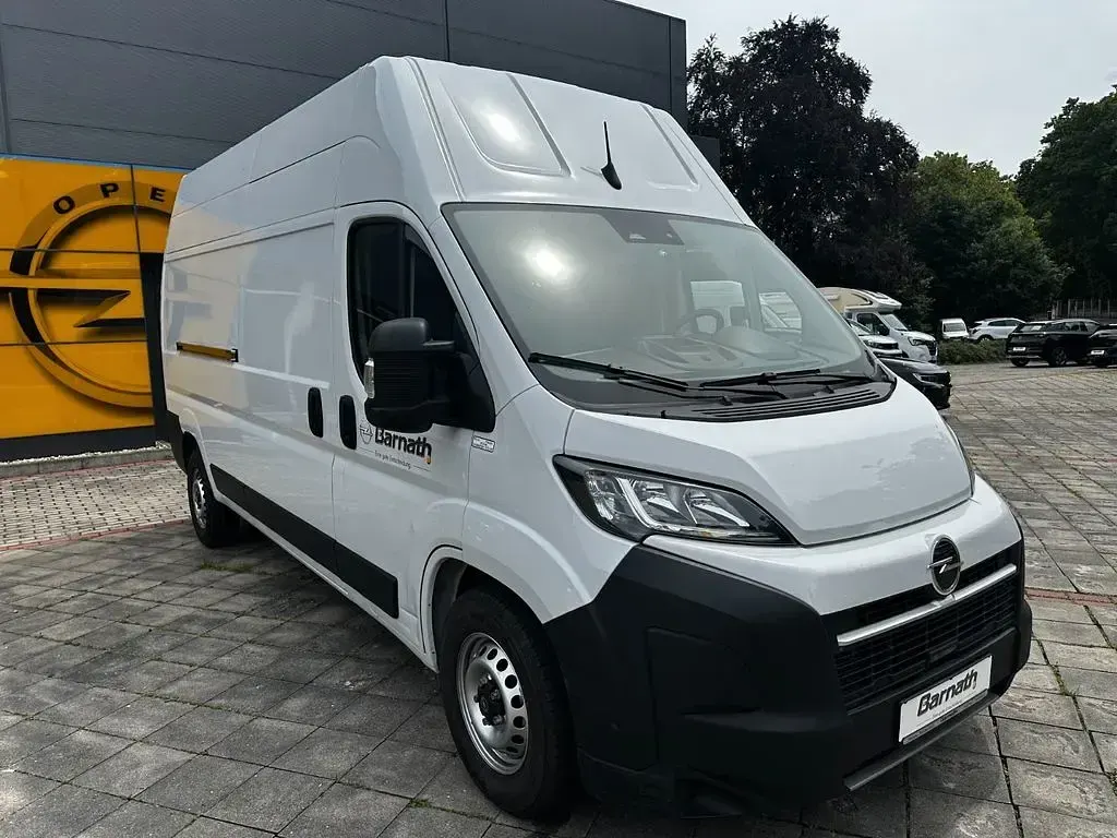 Gebraucht Opel Movano 140 PS (102 kW) 2024 Weiß Van