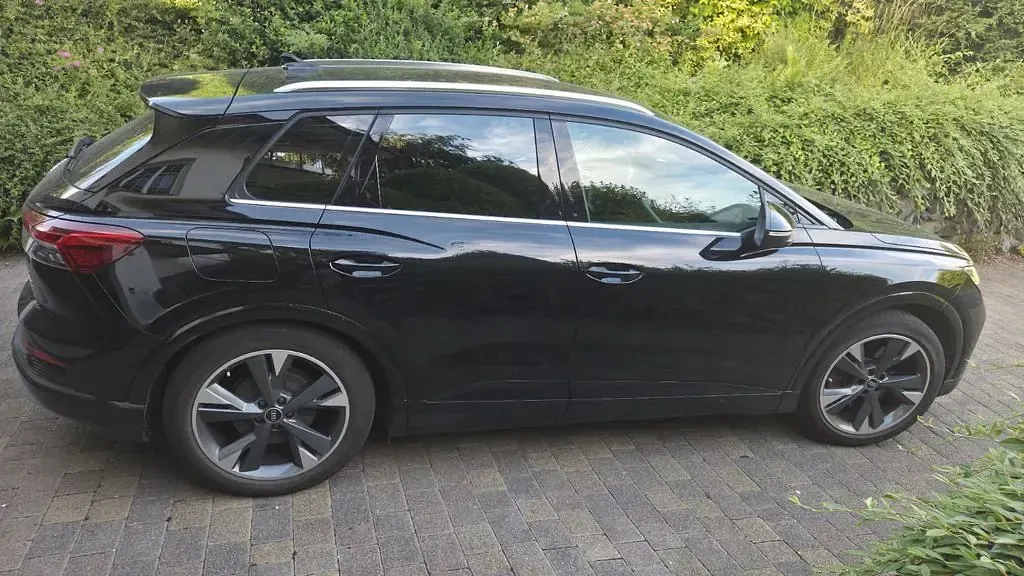 Gebraucht Audi Q4 e-tron Sport 194 kW (265 PS) 2022 Schwarz SUV
