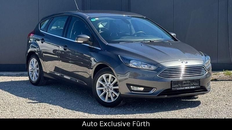 Używany Ford Focus Titanium 182 KM (133 kW) 2016 Szary Sedan/Limuzyna