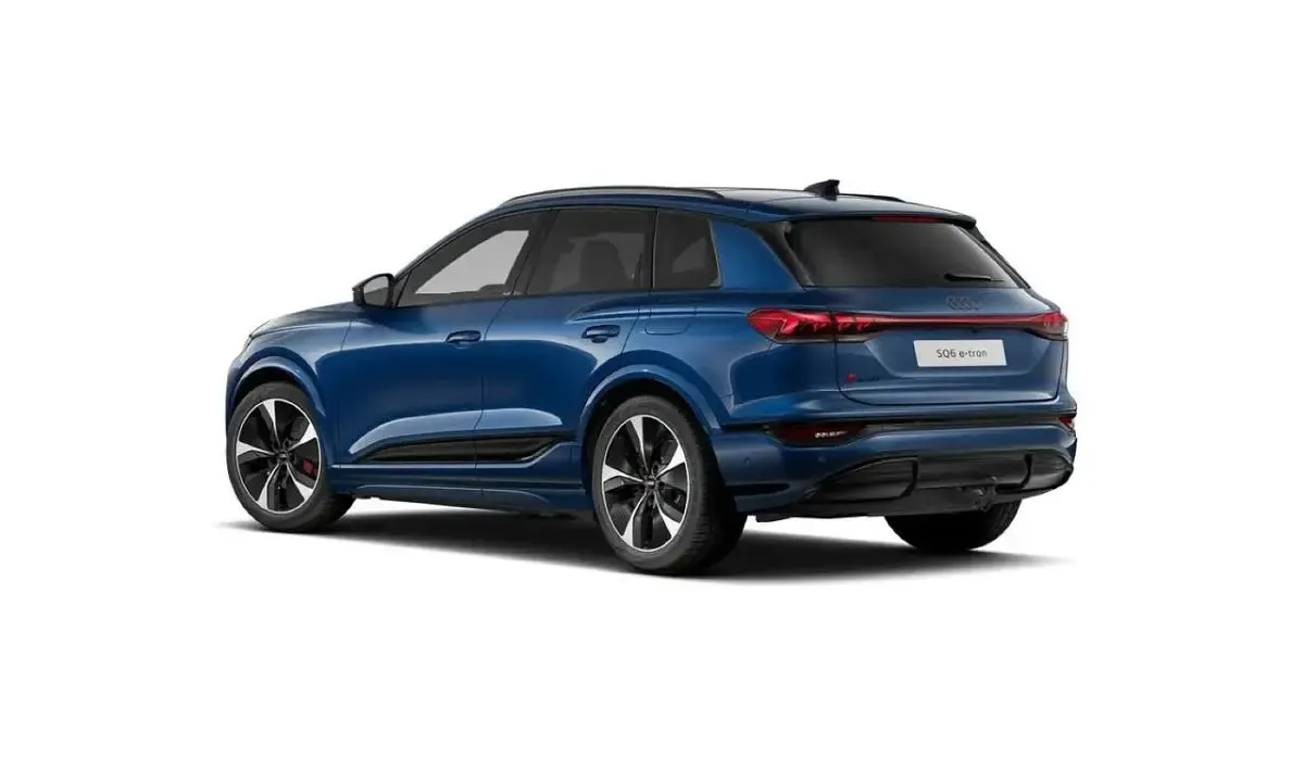 Second-hand Audi SQ6 e-tron Edition .1 359 kW (489 CP) 2024 Albastru SUV