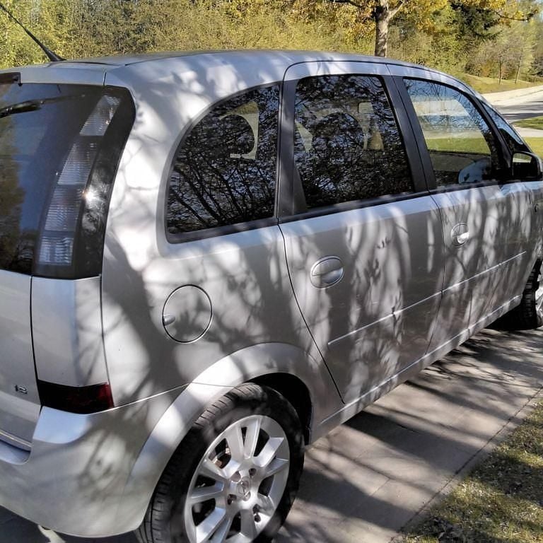 Second-hand Opel Meriva 105 CP (77 kW) 2007 Argintiu Monovolum