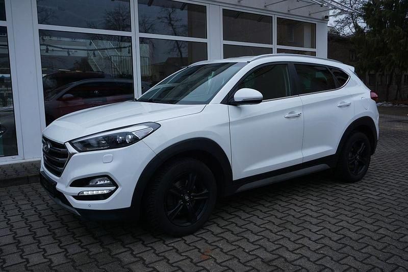 Gebraucht Hyundai Tucson Style 177 PS (130 kW) 2017 Weiß SUV