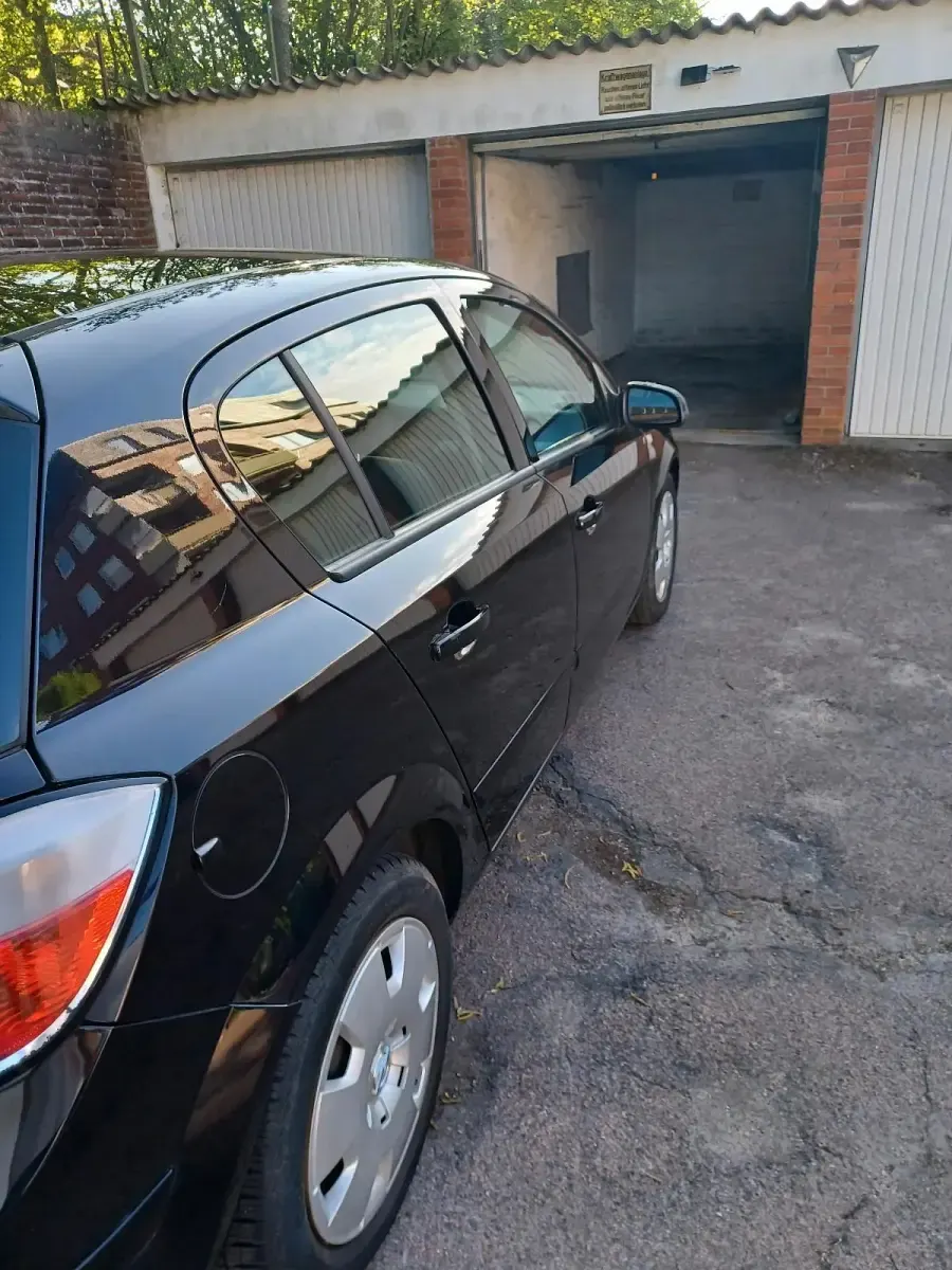 Gebraucht Opel Astra 90 PS (66 kW) 2007 Schwarz Kleinwagen