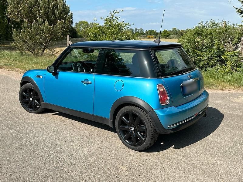 Gebraucht Mini Cooper 116 PS (85 kW) 2005 Blau Kleinwagen